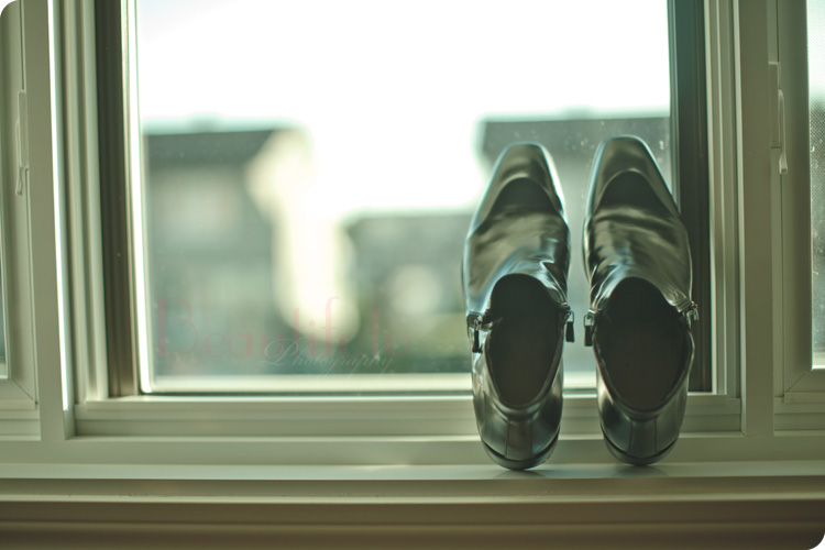 Groom shoes. Photo by Beautifoto Montreal wedding photographer